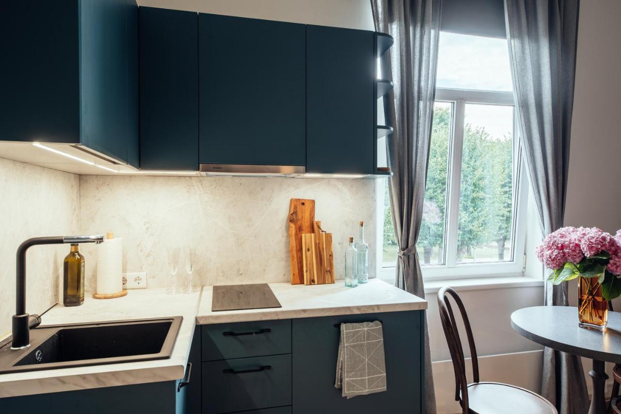 Olive Apartment Liepāja Kültér fotó