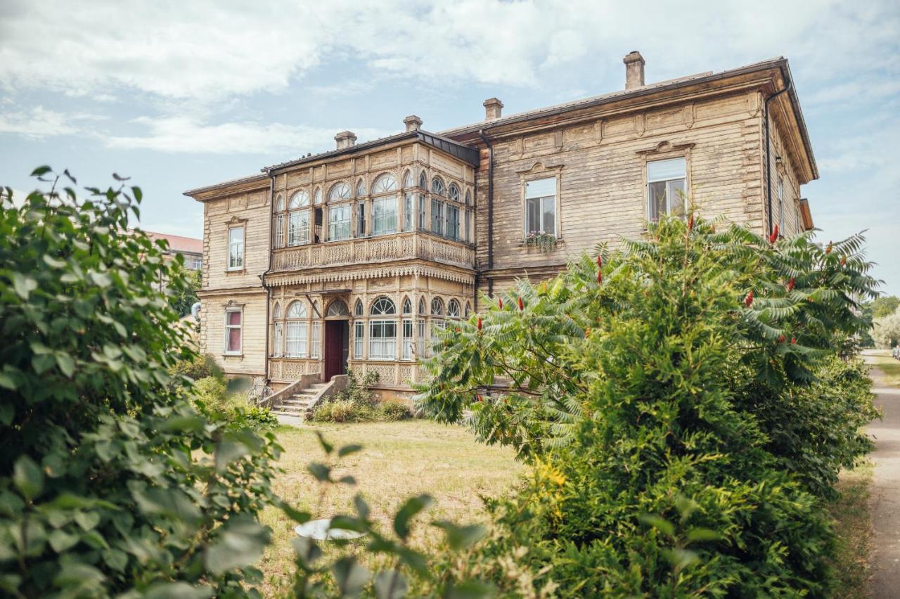 Olive Apartment Liepāja Kültér fotó
